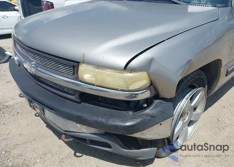 2001 Chevrolet Silverado 1500 z USA, uszkodzony, nr VIN 1GCEC14W61Z213999